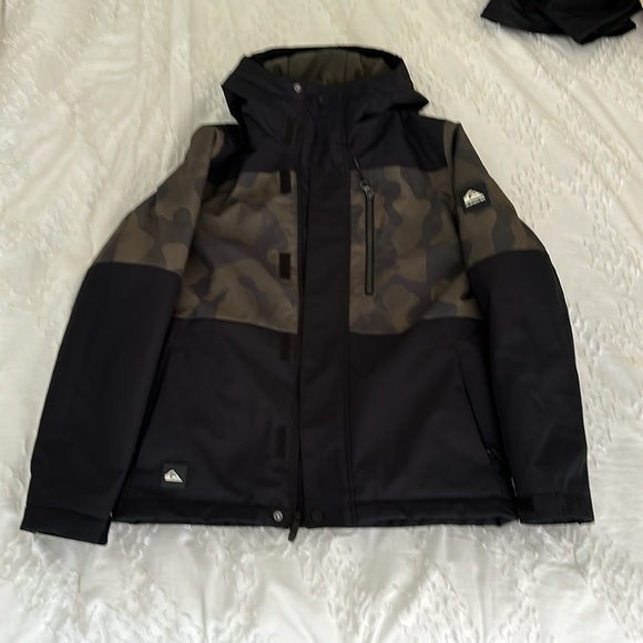 Quick silver ski jacket - Picture 2 of 9